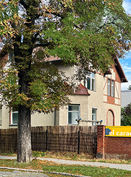 Image gallery marquee